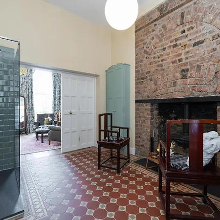 Ha'penny View House 3*