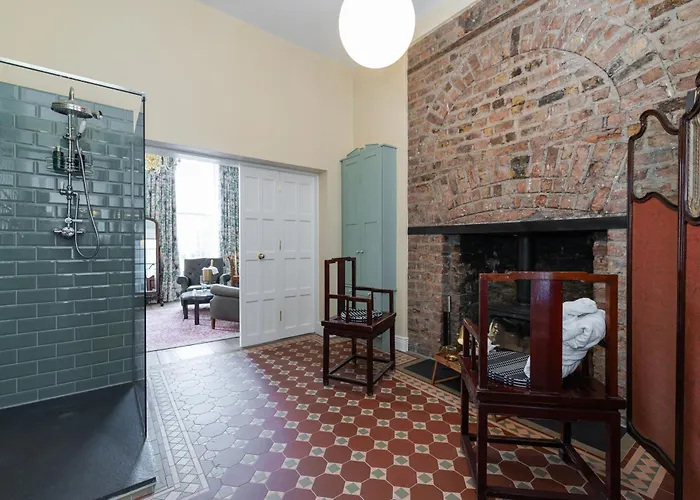 Ha'penny View House 3*